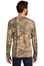 Load image into Gallery viewer, Russell Outdoors™ Realtree® Long Sleeve Explorer 100% Cotton T-Shirt with Pocket S020R