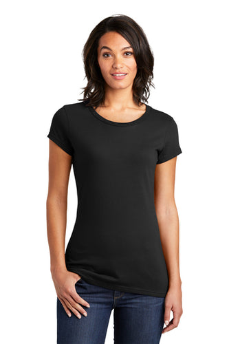 District  Women’s Fitted Very Important Tee
