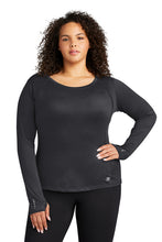 Load image into Gallery viewer, OGIO® ENDURANCE Ladies Long Sleeve Pulse Crew LOE321