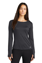 Load image into Gallery viewer, OGIO® ENDURANCE Ladies Long Sleeve Pulse Crew LOE321