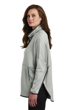 Load image into Gallery viewer, The North Face ® Ladies Canyon Flats Stretch Poncho