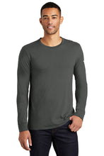 Load image into Gallery viewer, Nike Core Cotton Long Sleeve Tee NKBQ5232